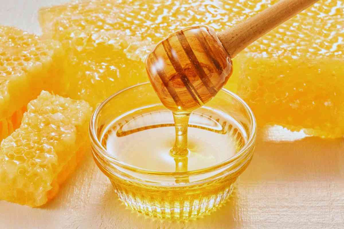 i grandi benefici del miele